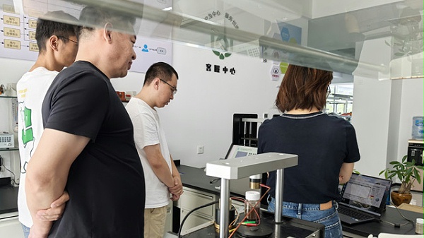 西骋新材携手晶格粉末电阻率测试仪，共筑环保、经济新未来